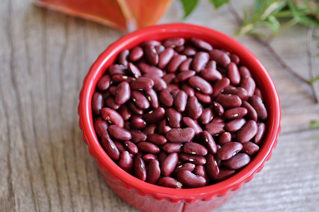 Red beans are the basis of anti-aging masks. 